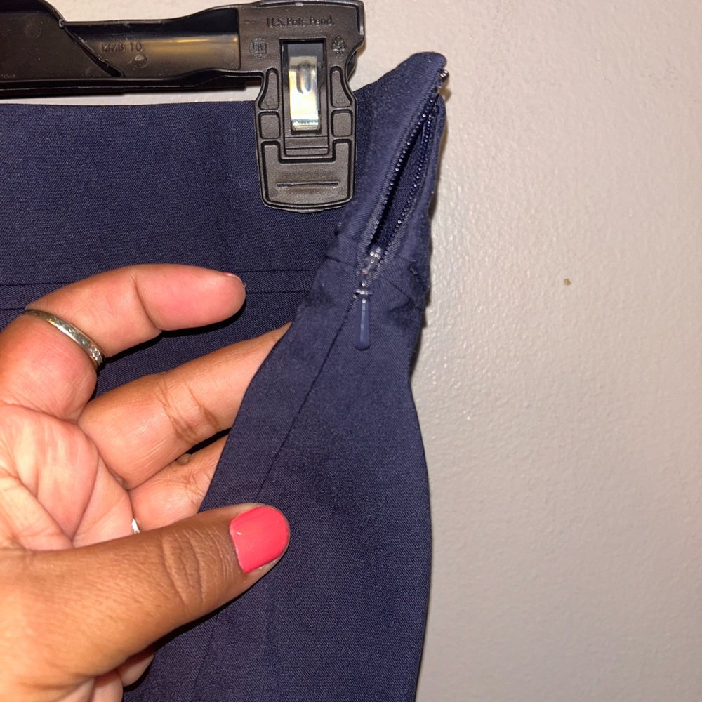 The Limited Navy Blue Pencil Skirt NWT - Picture 5 of 9